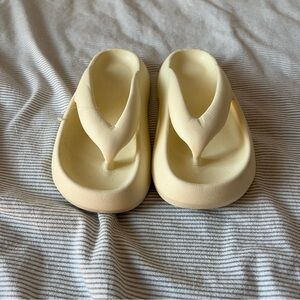 Women's Cream Slippers